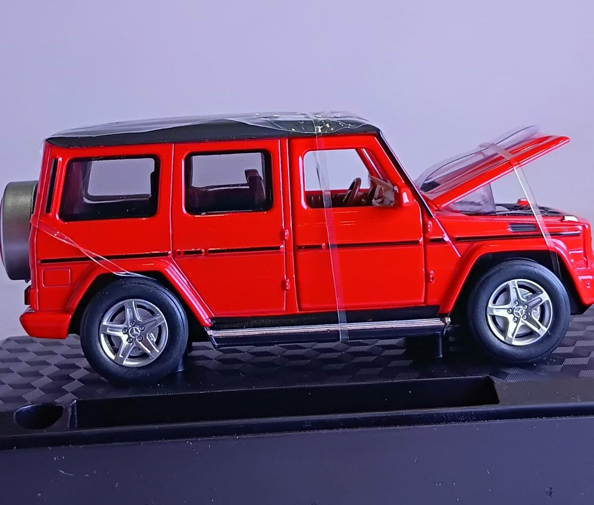 CCA MERCEDES BENZ G 350 D 1:32 DIECAST MODEL 88436K RED