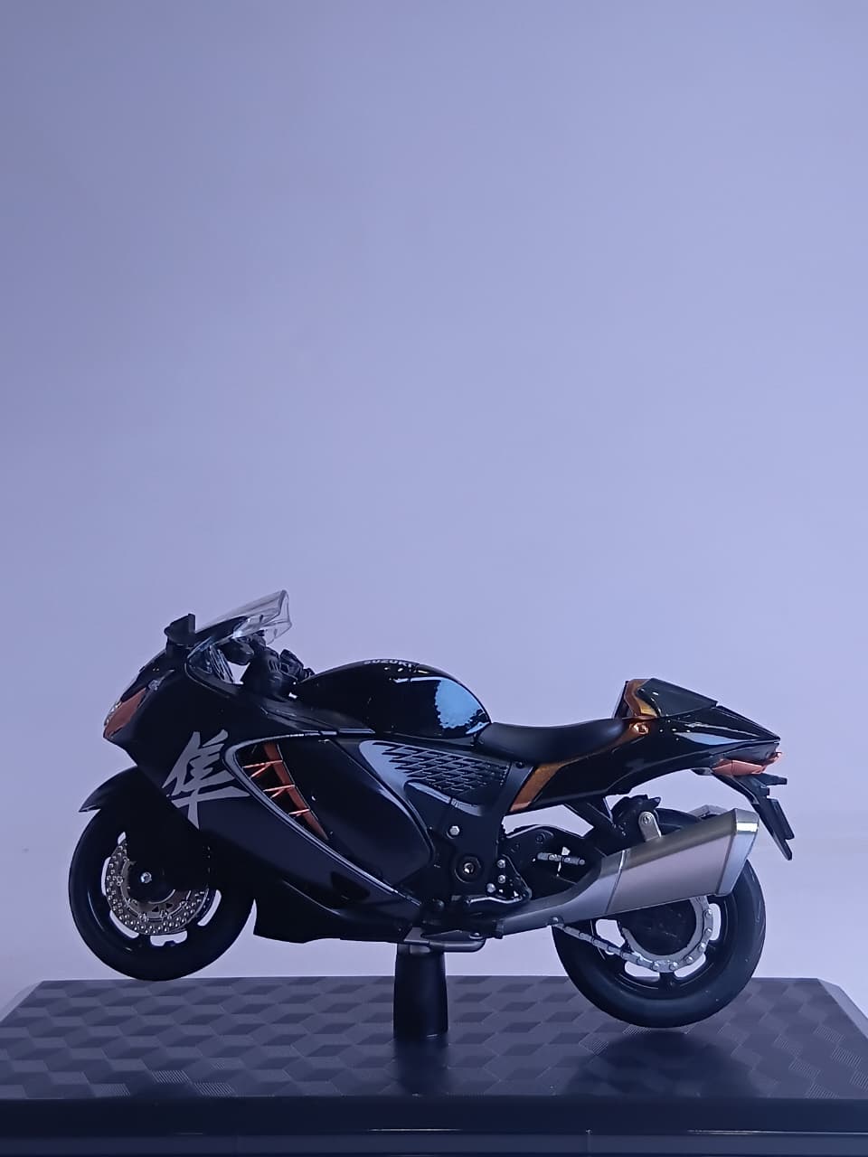 HAYABUSA M18-5B 1:18 SUZUKI DIE-CAST BIKE MODEL BLACK
