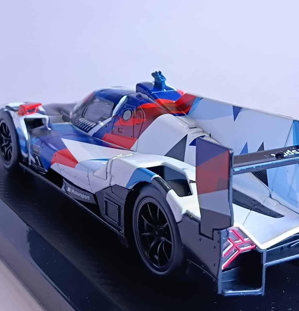 CCA BMW M HYBRID V8 1/24 SCALE 68285K BLUE & WHITE