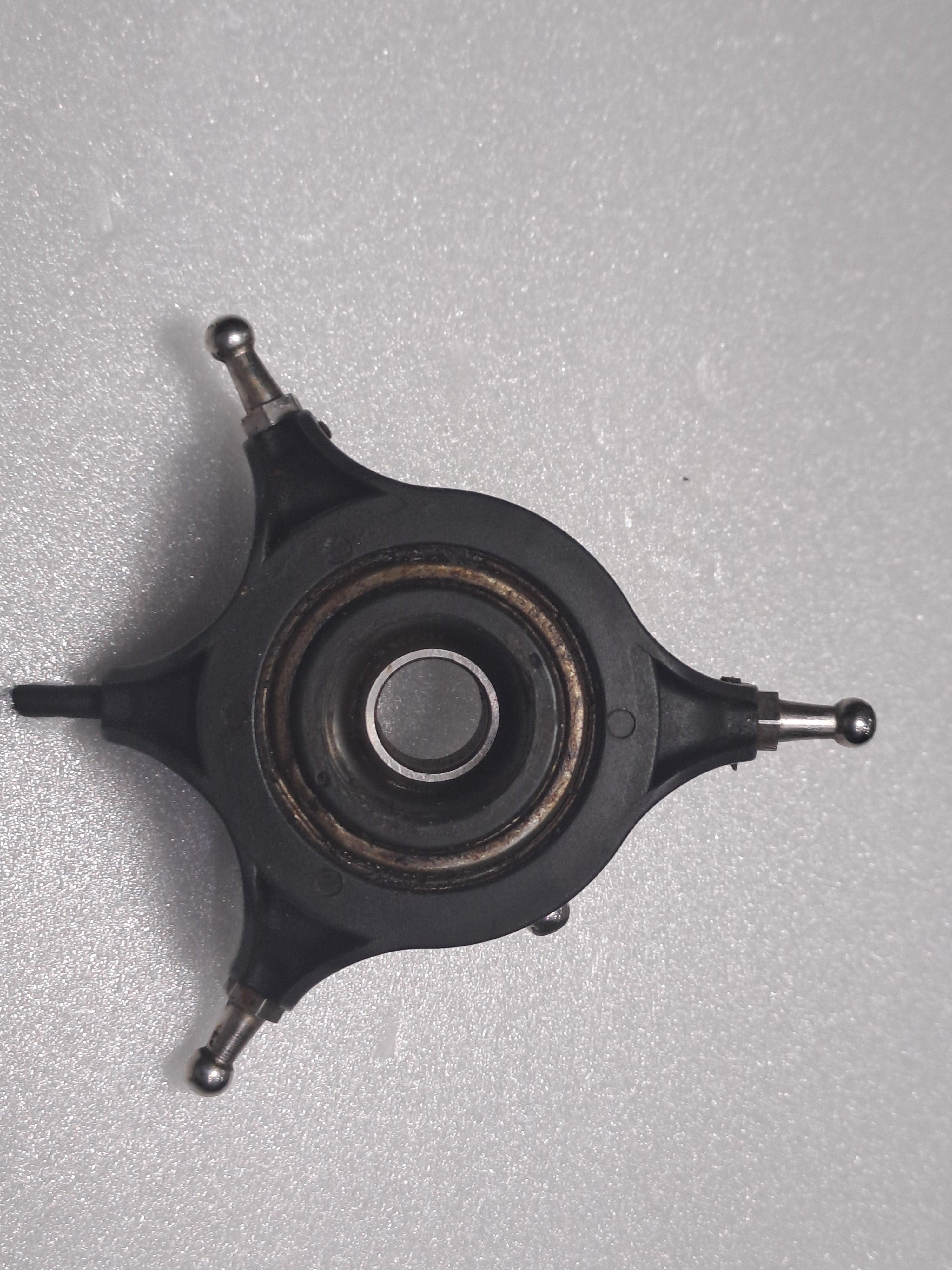 550 SIZE HELI SWASH PLATE PRE-OWNED