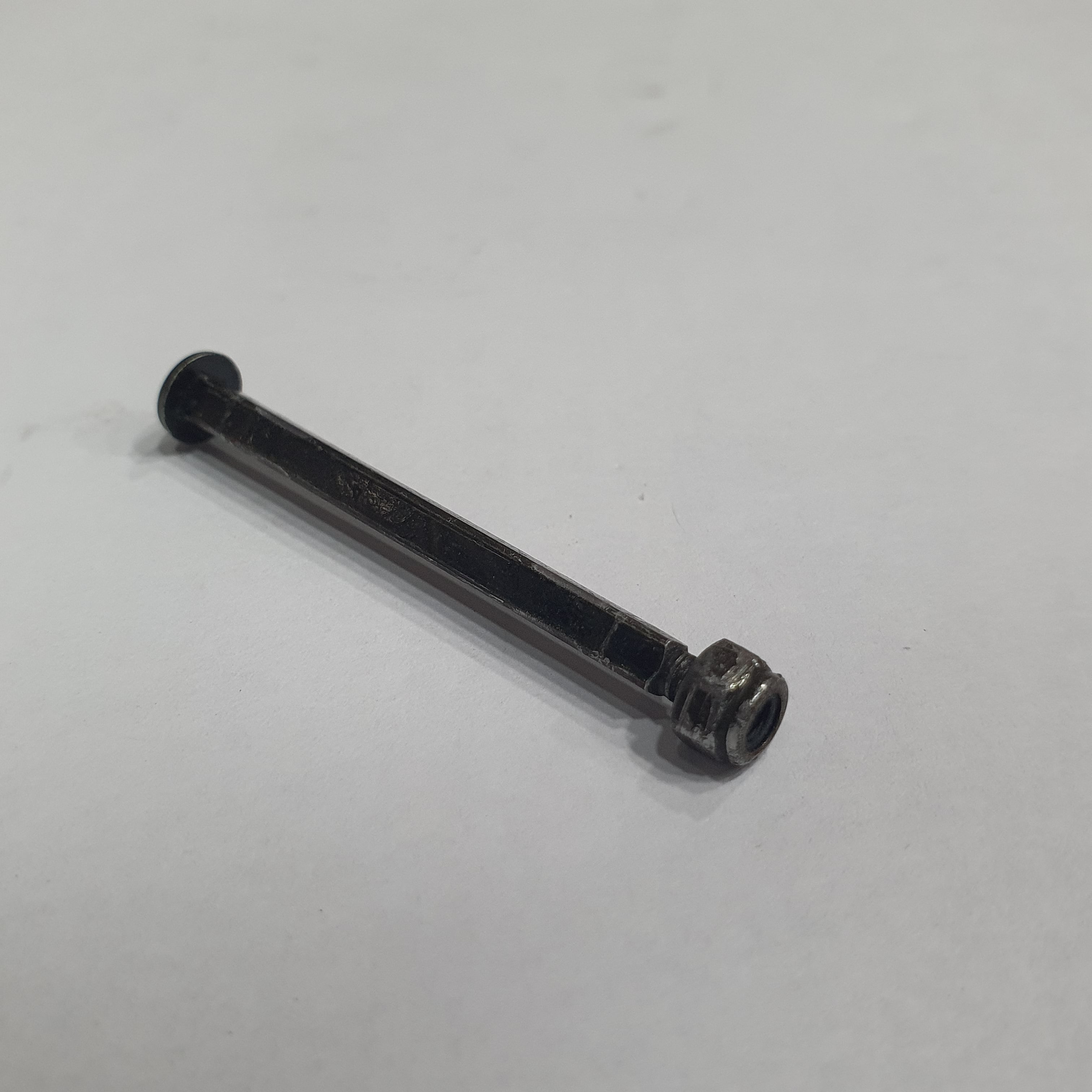 HUINA 1580 SPARE PART SQUARE BOLT & NUT 42MM X 3MM