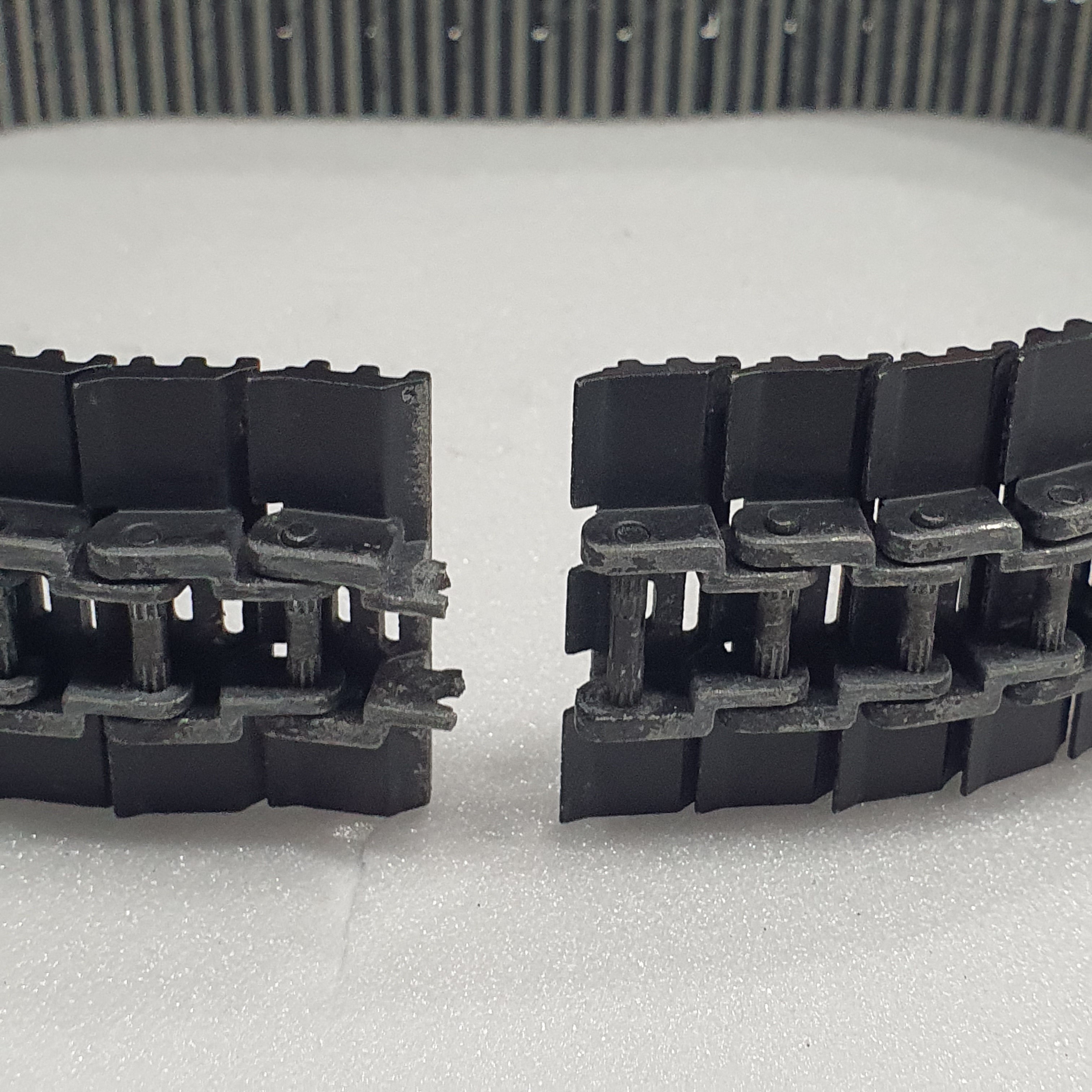 HUINA 1580 SPARE PART METAL TRACKS