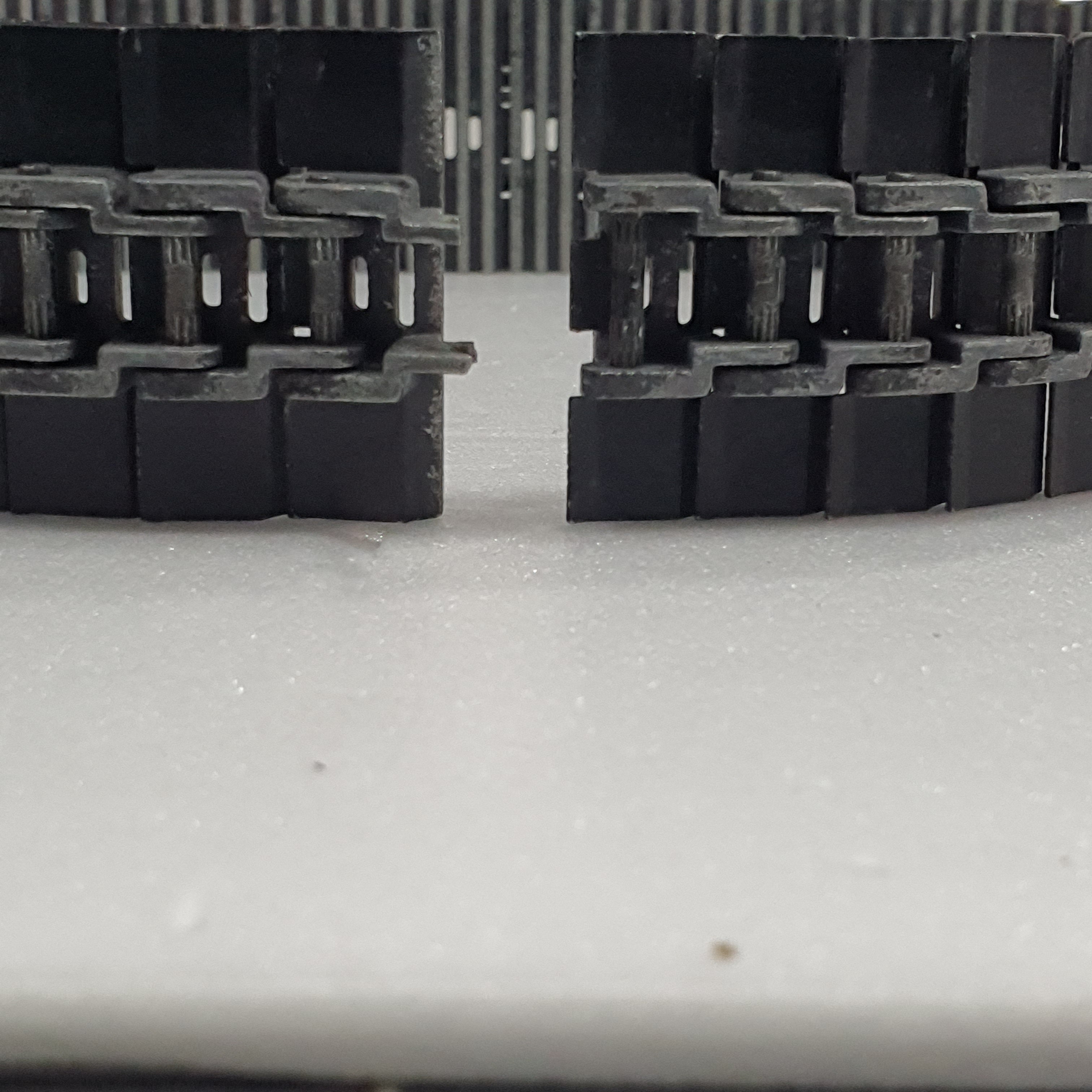 HUINA 1580 SPARE PART METAL TRACKS