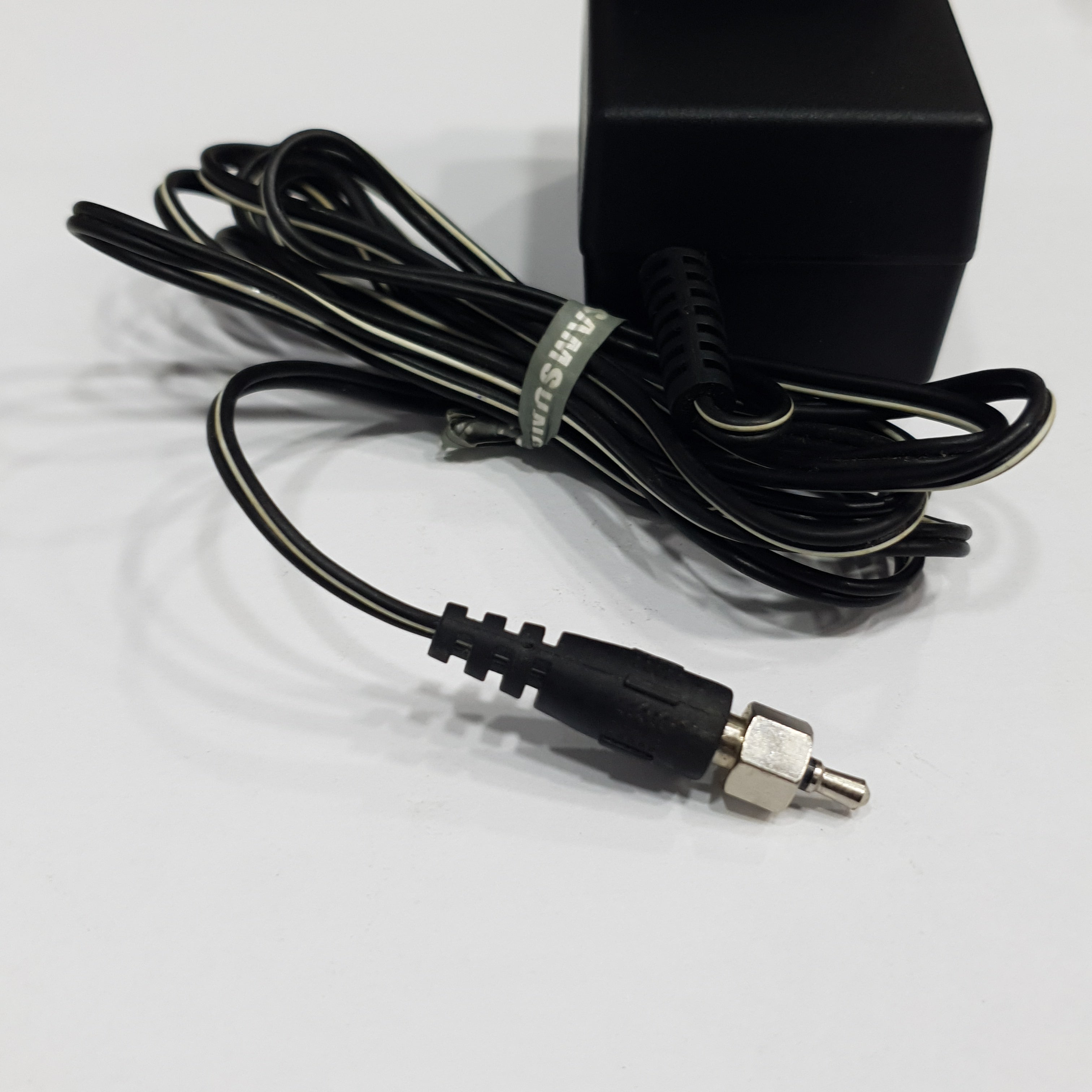 THUNDER TIGER GLOW STARTER CHARGER AC INPUT:230V 4 WATT DC OUTPUT:1.2V 245MA