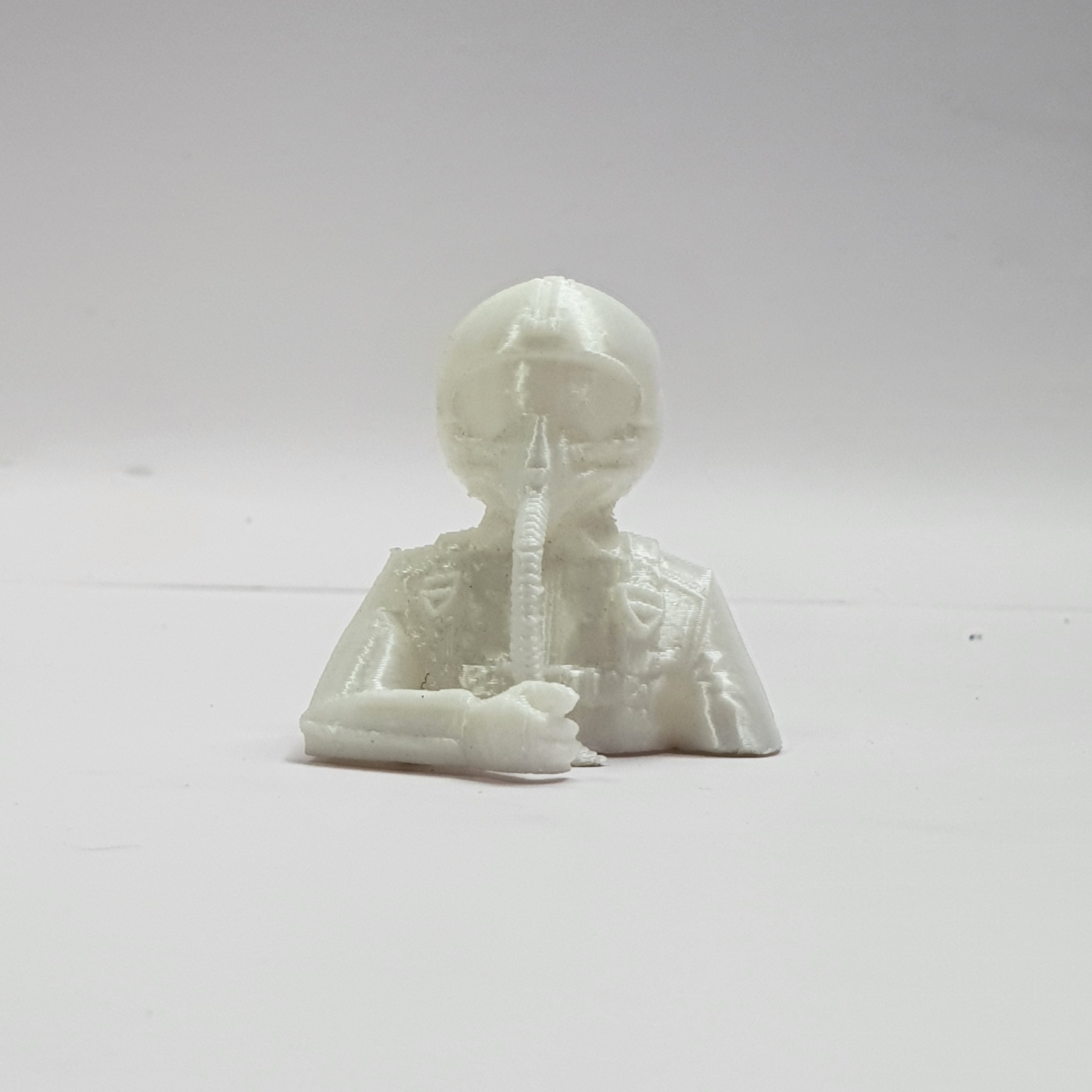 SCALE MINIATURE ACCESSORIES RC PILOT FIGURE WITH STEERING MOUNT (HALF BODY)