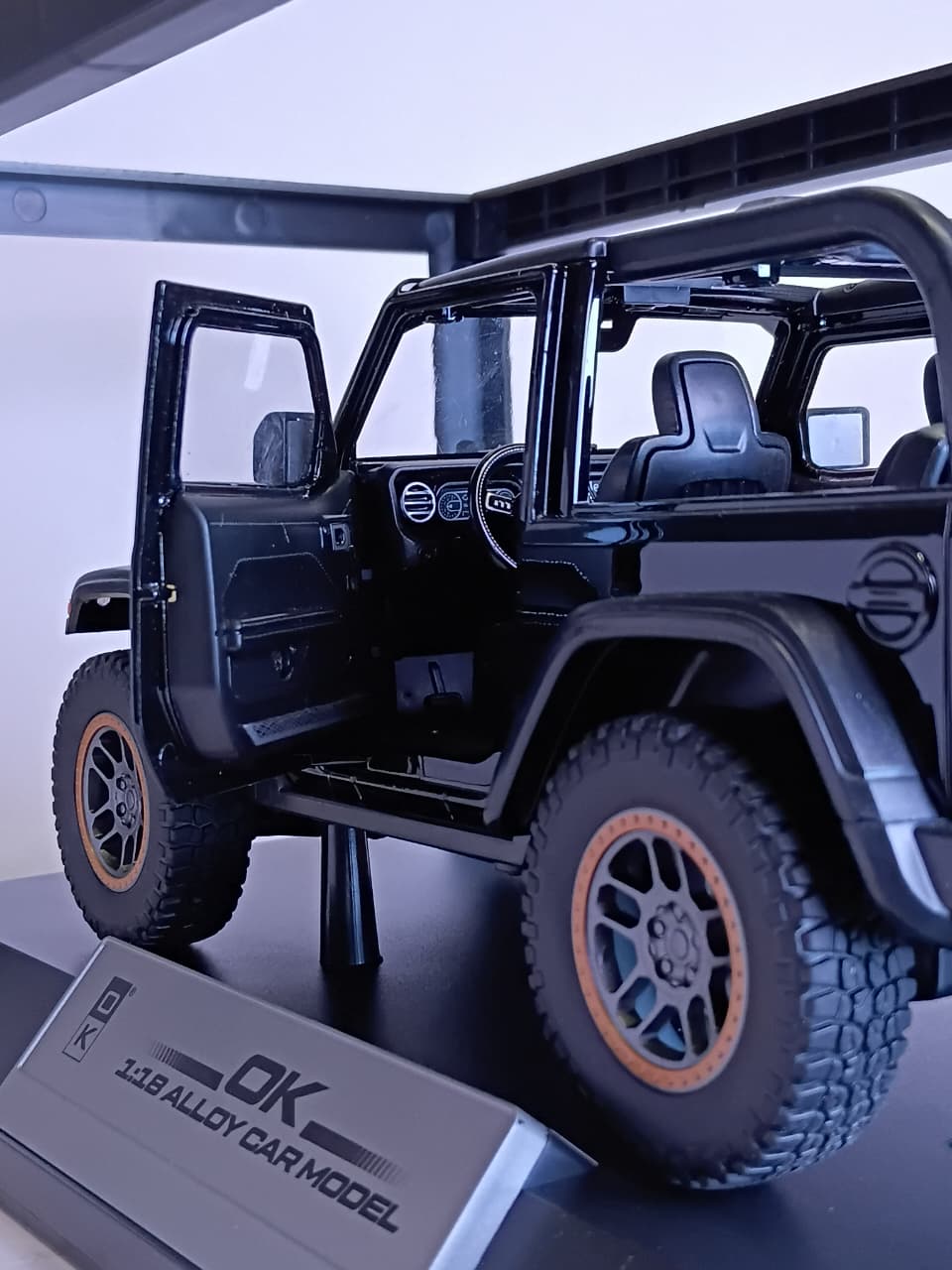 1:18 ALLOY CAR K1-13-A RECON JEEP RUBICON DIE-CAST MODEL BLACK