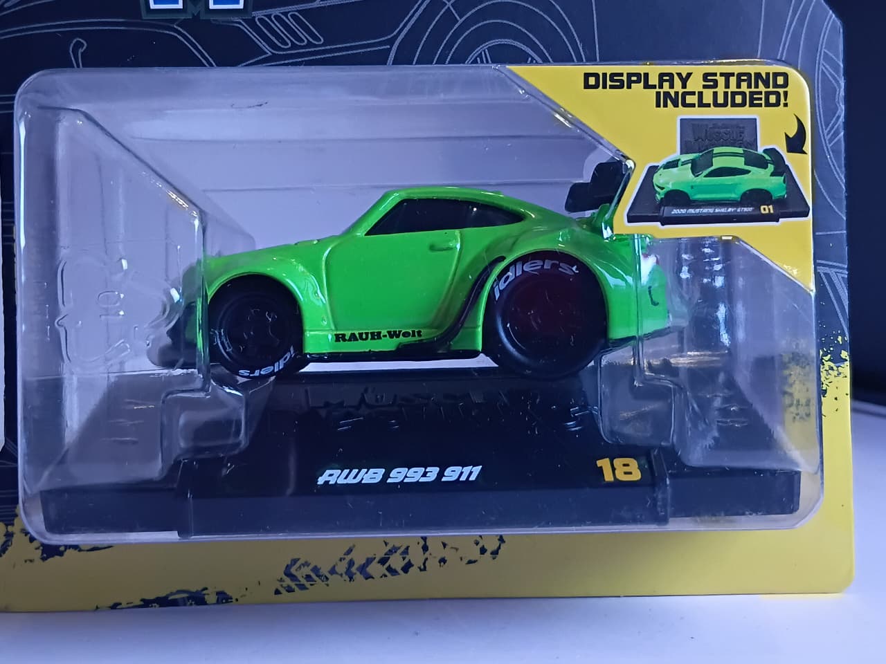 MAISTO MUSCLE MACHINES 1/64 SCALE METAL DIECAST GREEN RWB 993 911 SERIES 3 MODEL 18