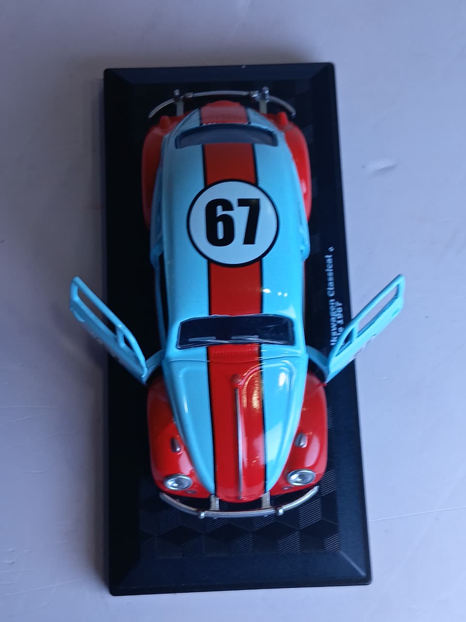 CCA GULF 1:36 VOLKSWAGEN CLASSICAL BEETLE 1967 DIECAST MODEL 67053F CAR SKY BLUE/ORANGE