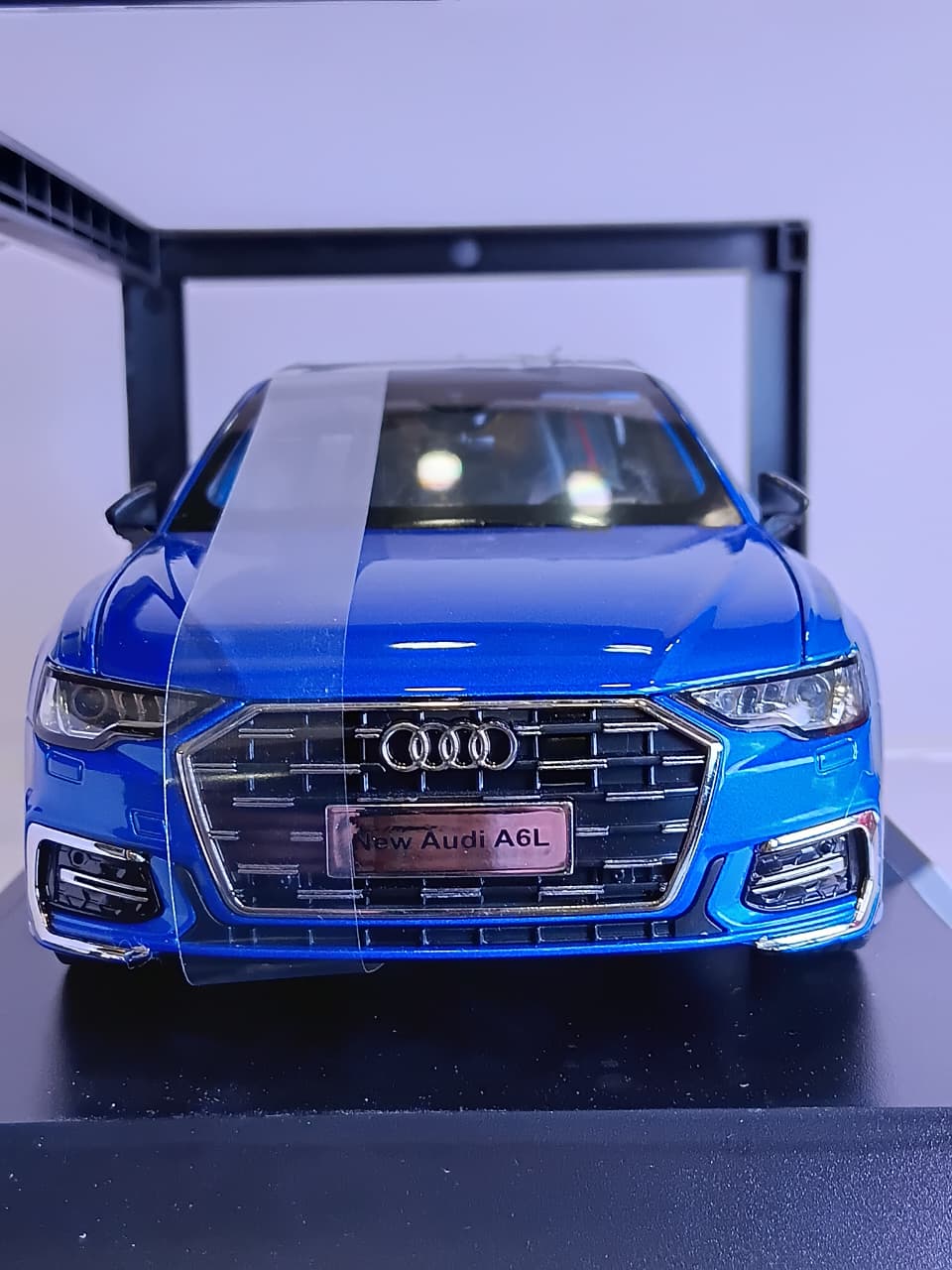 1:18 H1072 DIE CAST AUDI A6 L CAR MODEL BLUE