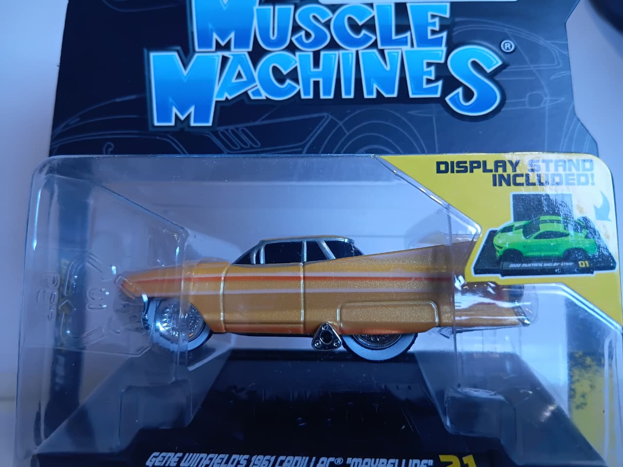 MAISTO MUSCLE MACHINE 1/64 SCALE GWNE WINFIELD 1961 CADILLAC MAYBELLINE YELLOW METAL DIECAST SERIES 4 MODEL 21 CODE 15526