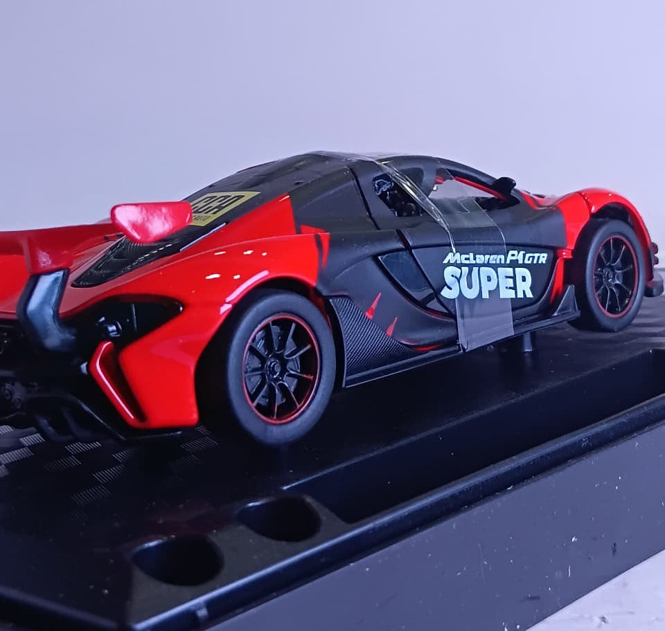 CCA MCLAREN P1GTR 1:31 DIECAST MODEL 88444K RED / BLACK