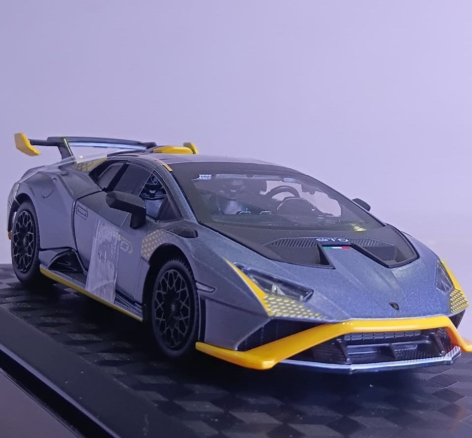 CCA LAMBORGHINI HURACAN STO 1:32 DIECAST MODEL 88716A GRAY