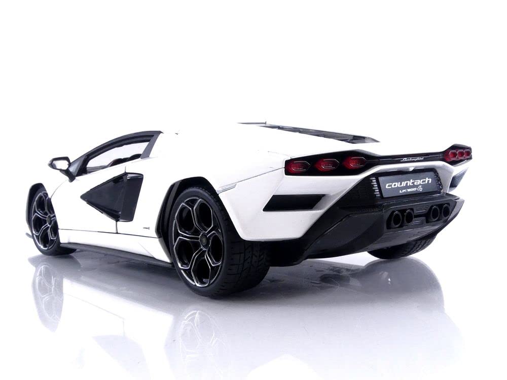 MAISTO LAMBORGHINI COUNTACH LPI 800-4 1/18 DIECAST 51459