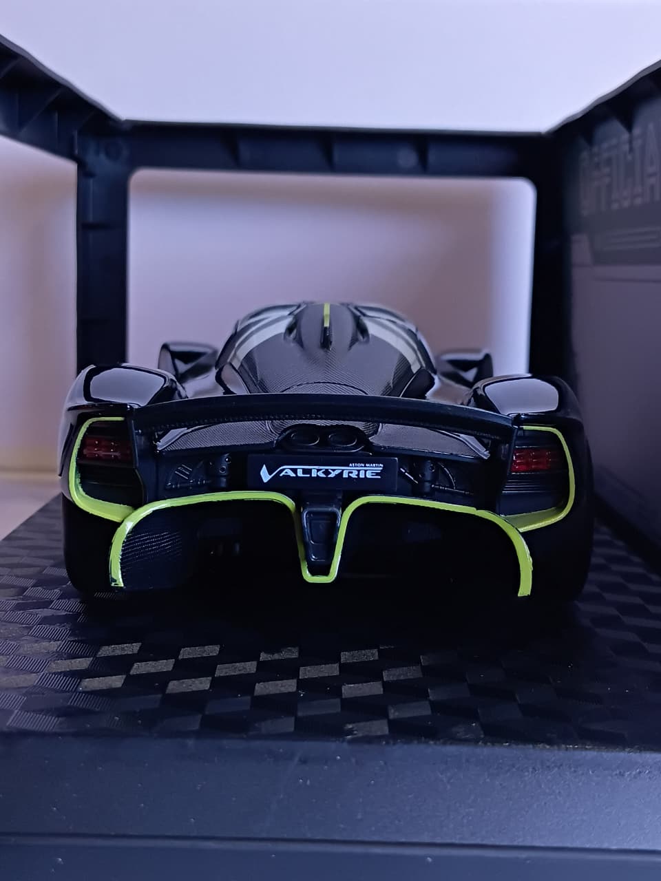 CCA ASTON MARTIN VALKYRIE 1:23 DIECAST MODEL 862298A BLACK