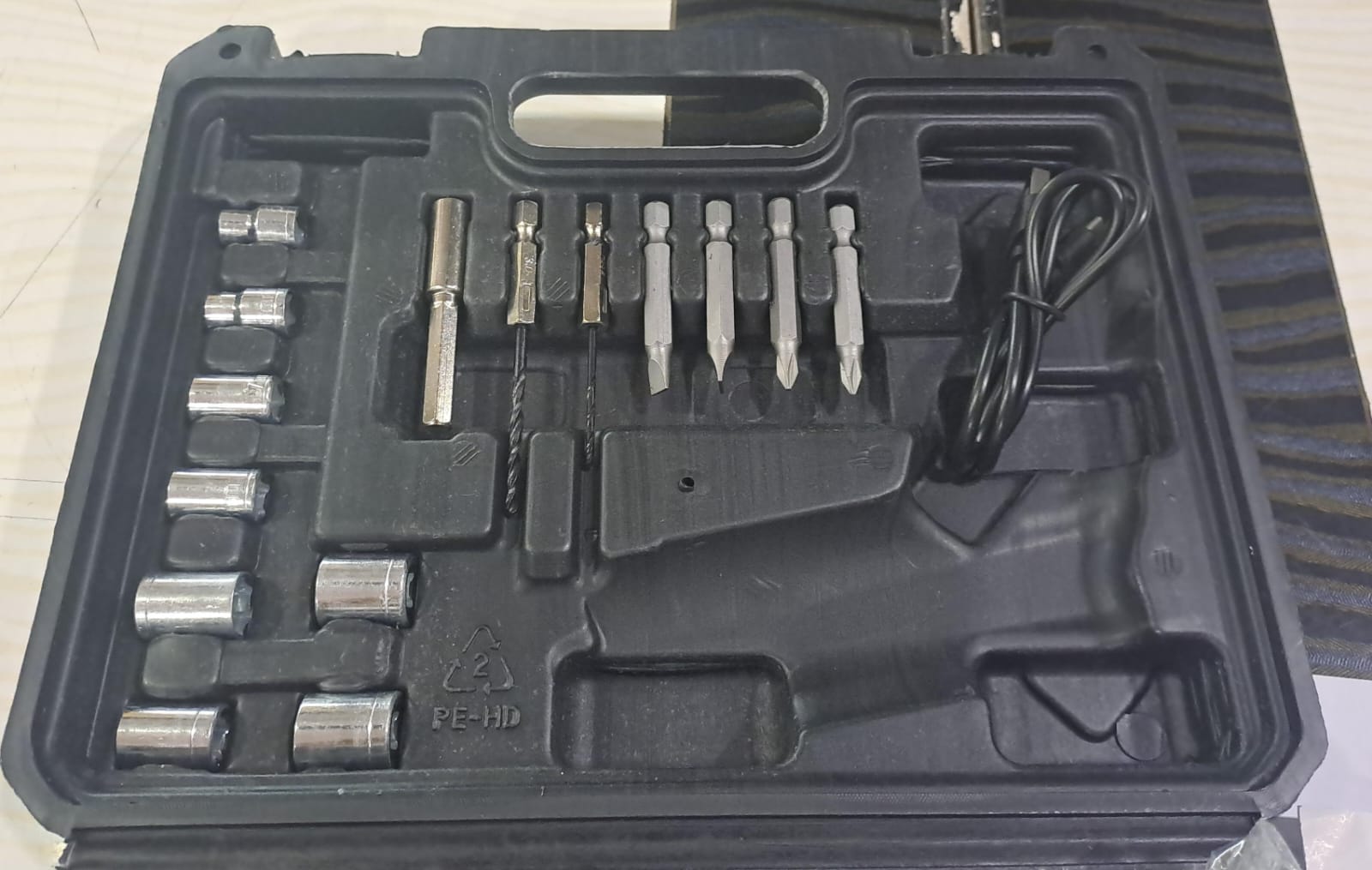 SCREWDRIVER DRILL KIT WIRELESS 47 IN 1