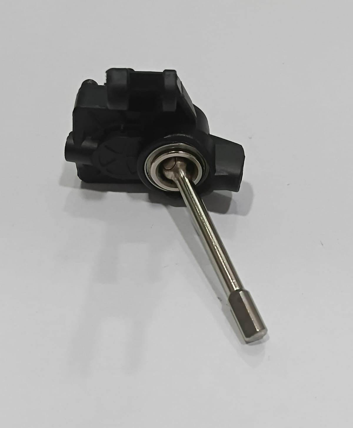 MJX HYPER GO H12Y+ (PLUS) LEFT FRONT PORTAL AXLE ASSEBLY (P12YSA02)