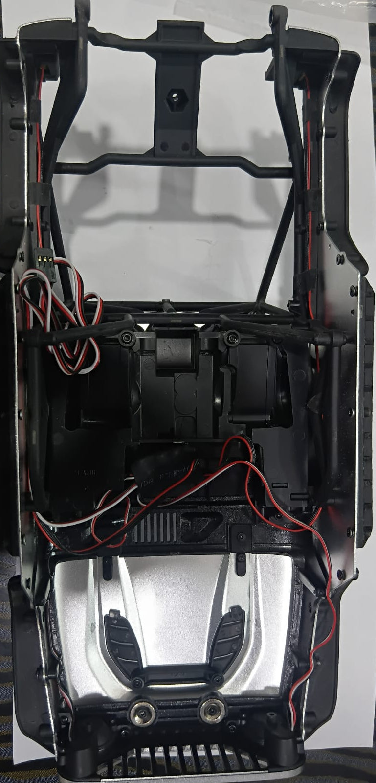 MJX HYPER GO H12Y+ (PLUS) BODY ASSEMBLY WITH LED LIGHT (P12Y01) SILVER QUALITY PRE OWNED