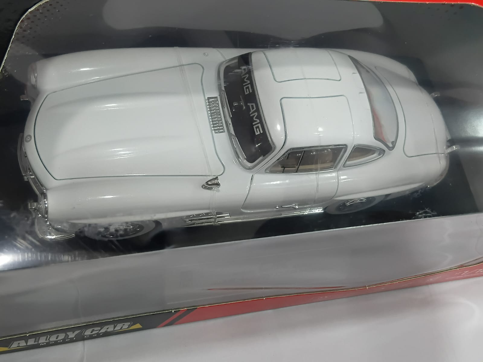 ALLOY CAR MERCEDES-BENZ 300 SL AMG 1:18 OPENING DOORS AND LIGHT WITH SOUND FUNCTION DIE-CAST MODEL