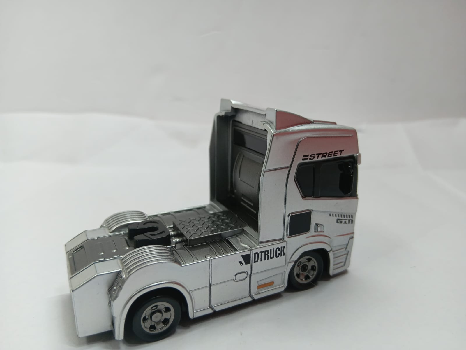 TRAILER 3606 1/64 2.4GHZ RTR SEMI/FLATBED/CONTAINER R/C TRUCK(GREY) CONTAINER (RED)