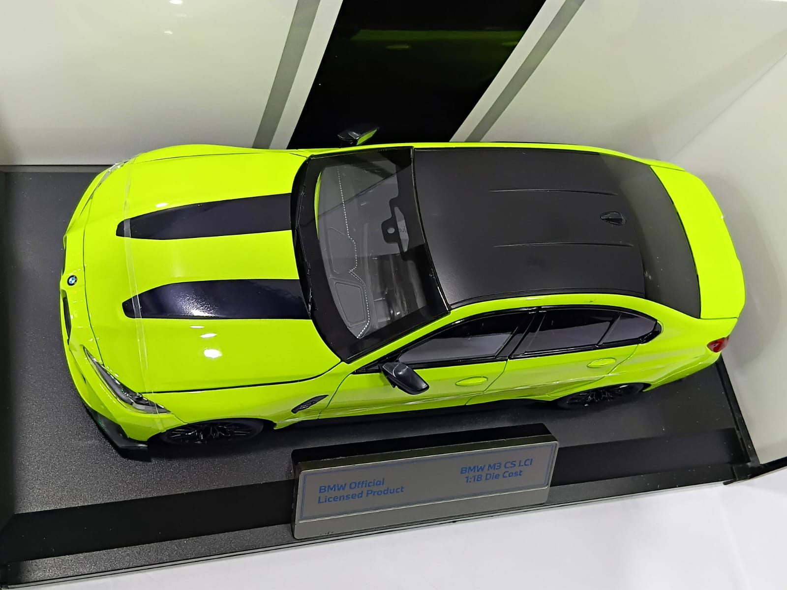 BMW M3 CS LCI H1292 1:18 OPENING DOORS DIE-CAST MODEL LIME GREEN
