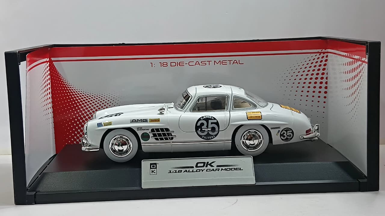 ALLOY CAR MERCEDES-BENZ 300SL AMG 35 1:18 OPENING DOORS AND LIGHT WITH SOUND FUNCTION DIE-CAST MODEL WHITE
