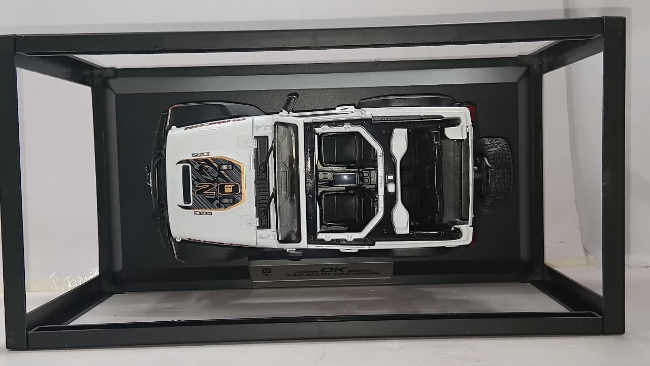 ALLOY CAR K1-13-A RECON JEEP RUBICON 1:18 OPENING DOORS AND LIGHT WITH SOUND FUNCTION DIE-CAST MODEL WHITE (WITH SUN ROOF)