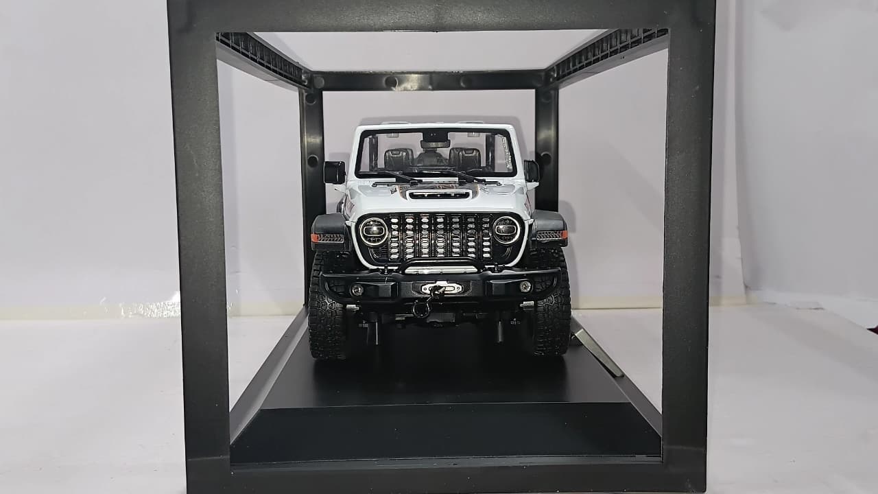 ALLOY CAR K1-13-A RECON JEEP RUBICON 1:18 OPENING DOORS AND LIGHT WITH SOUND FUNCTION DIE-CAST MODEL WHITE (WITH SUN ROOF)