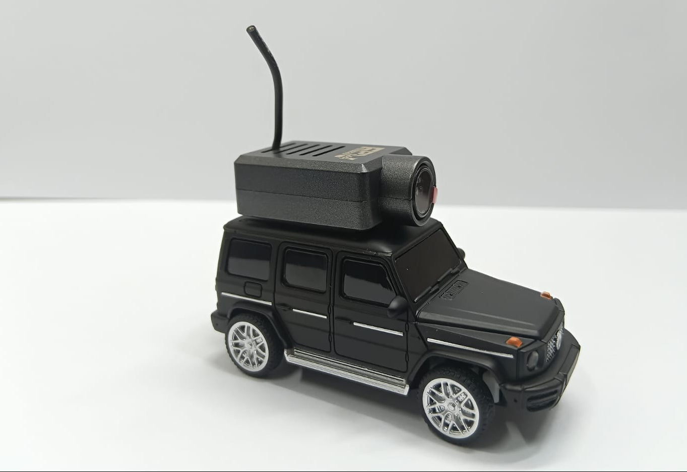 MINI R/C 6405-C CAMERA CAR 2.4GHZ WITH 720P FPV CAMERA BLACK COLOR