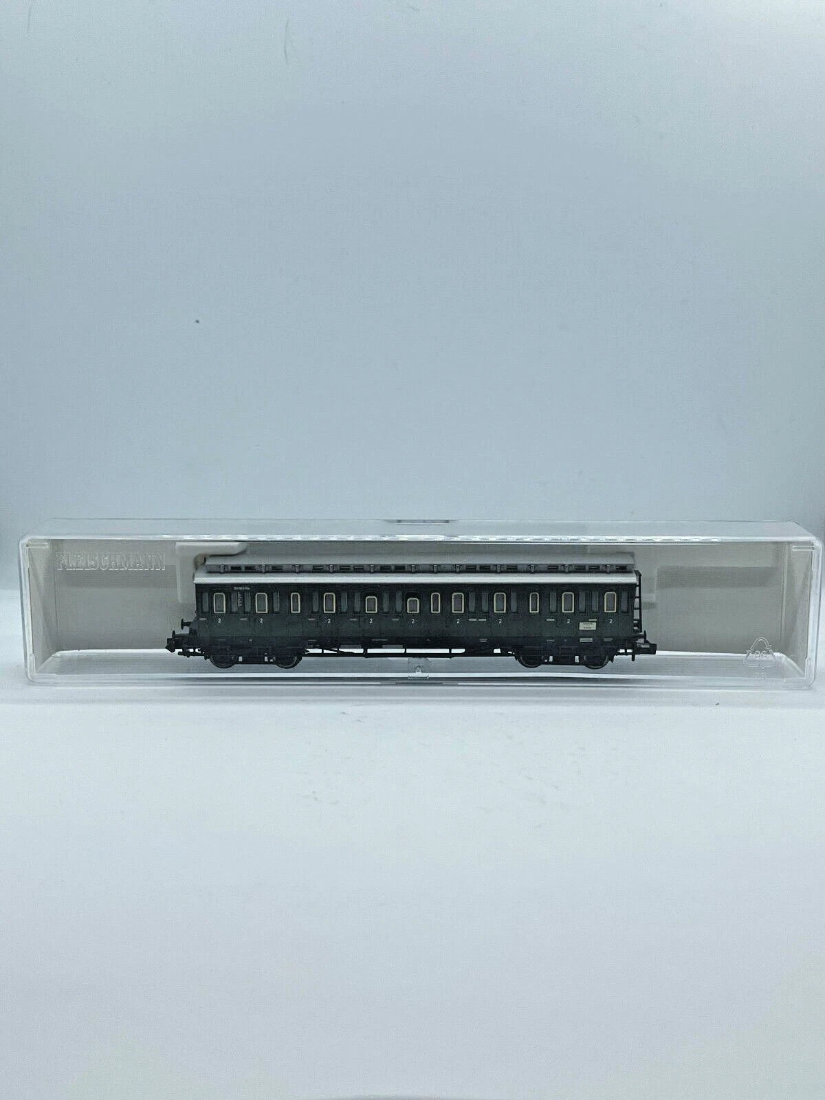 FLEISCHMANN HO 8046 K 2ND CLASS COMPARTMENT COACH B4 041843 FFM OF THE DB