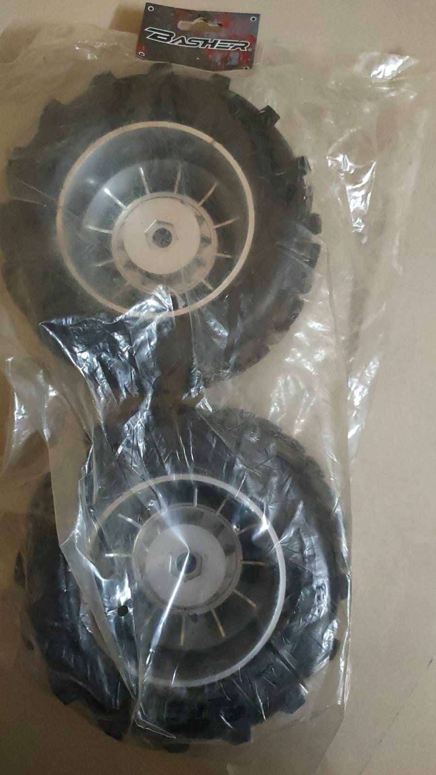 Wheels Nitro Circus Basher 1/8Scale Monster Truck (2Pcs)