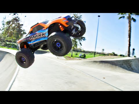 Traxxas Maxx Brushless 1/10 Scale 4Wd Monster Truck - Orange(89076-4)